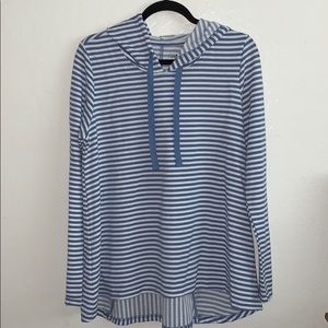 It’s in good conditions, only wear once :)